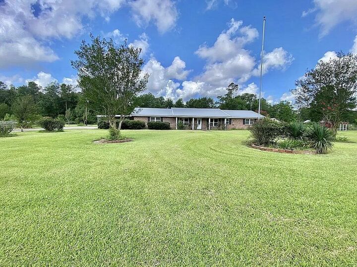 2003 Hwy 109 S  Vinton LA 70668 photo