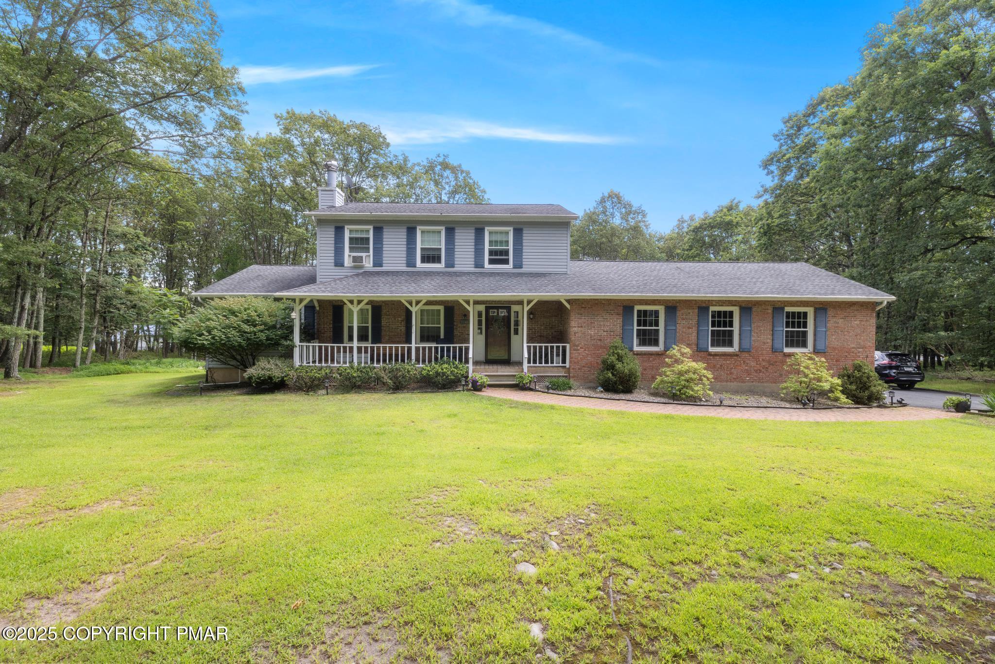 Property Photo:  219 Matterhorn Dr Drive  PA 18330 