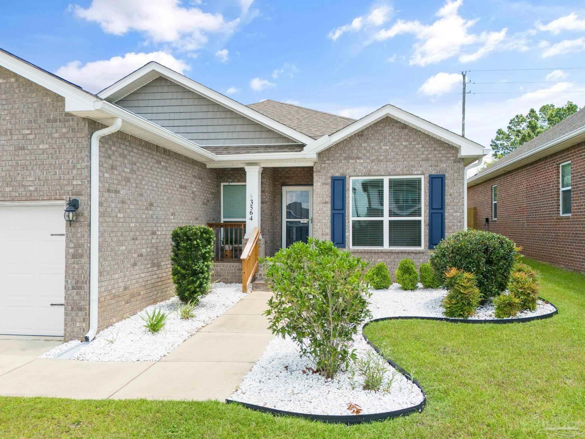 Property Photo: 3564 Whitetail Ln FL 32526