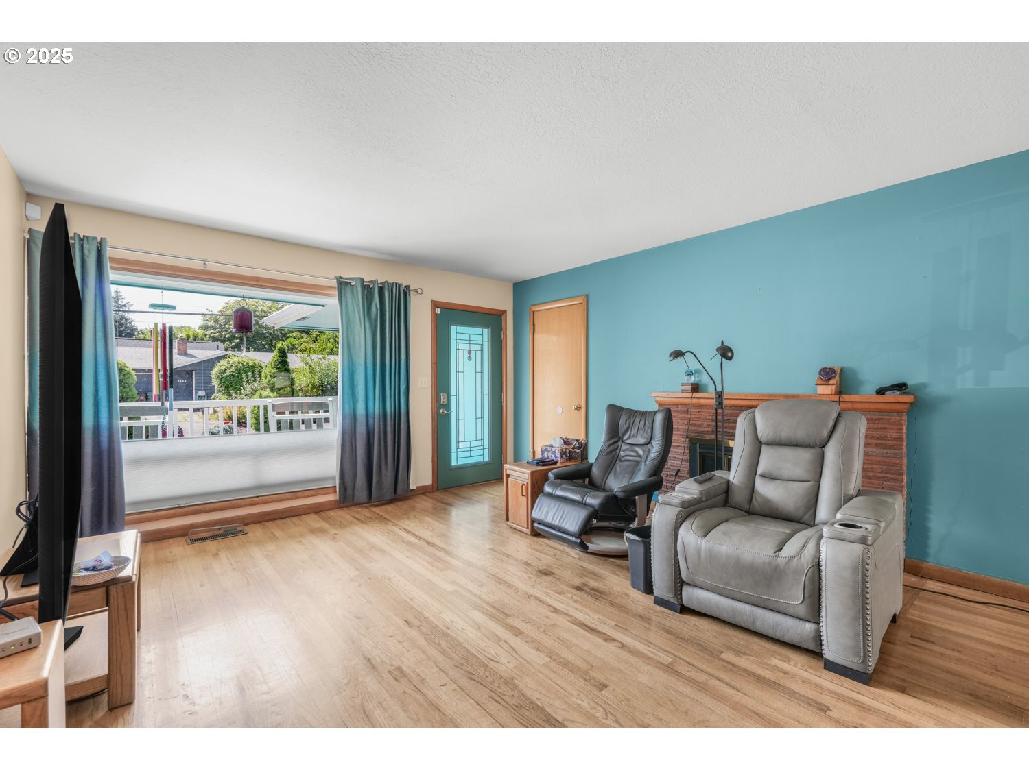 Property Photo: 9642 SE 43rd Ave OR 97222