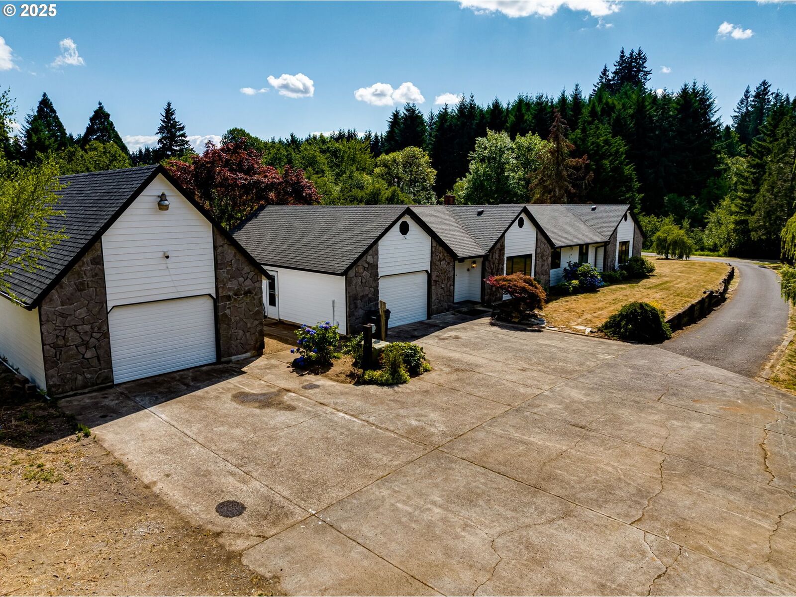 Property Photo:  14601 NE 76th Ave  WA 98662 