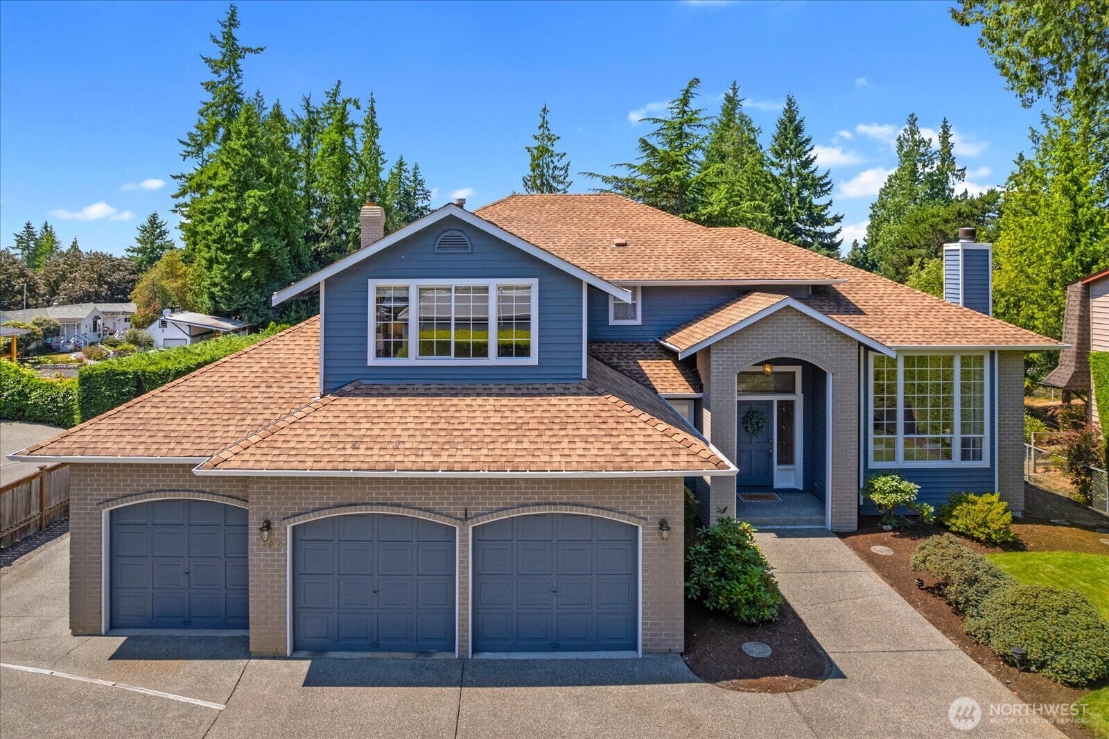 Property Photo:  18912  88th Avenue W  WA 98026 