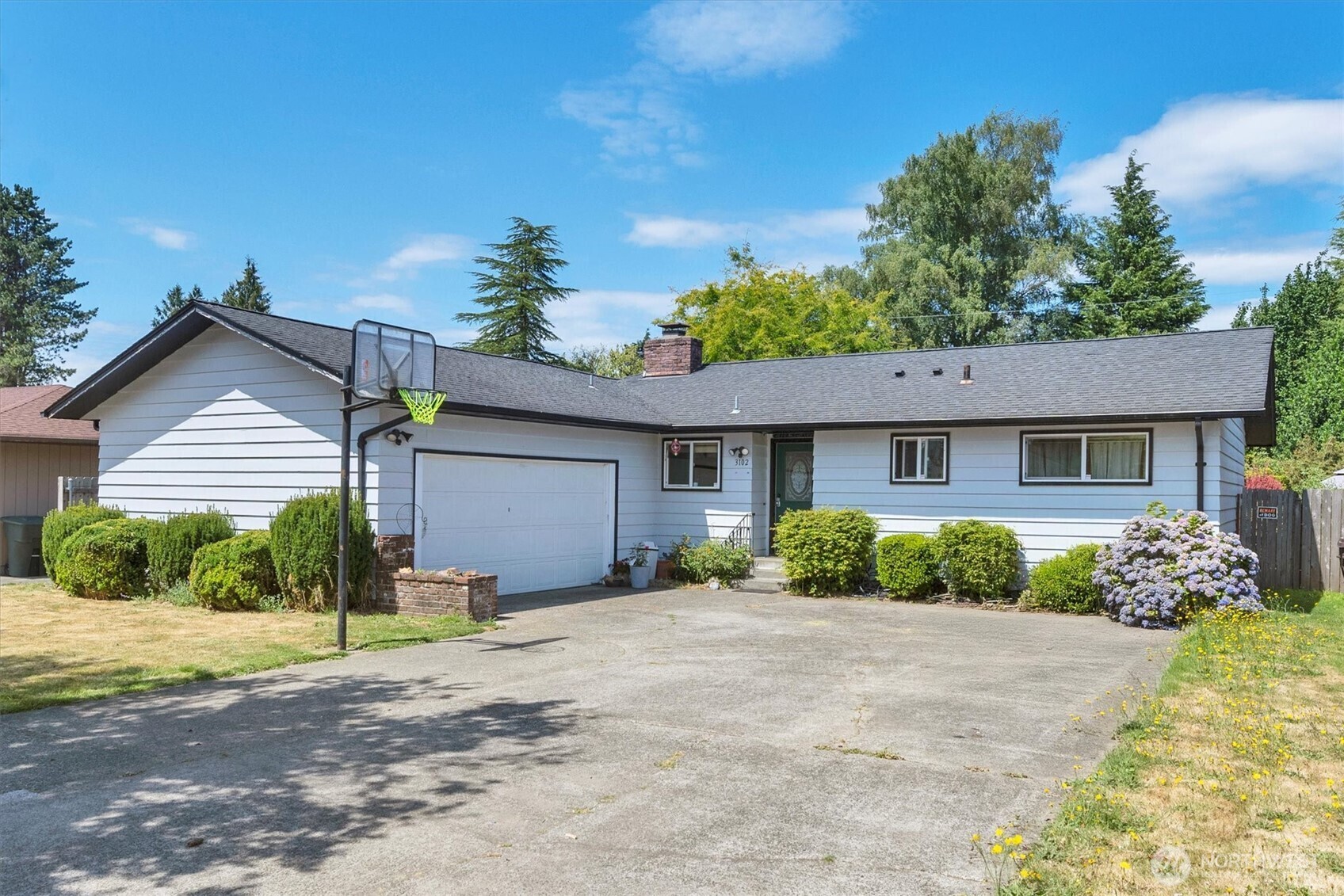 Property Photo: 3102 Louisiana Street WA 98632