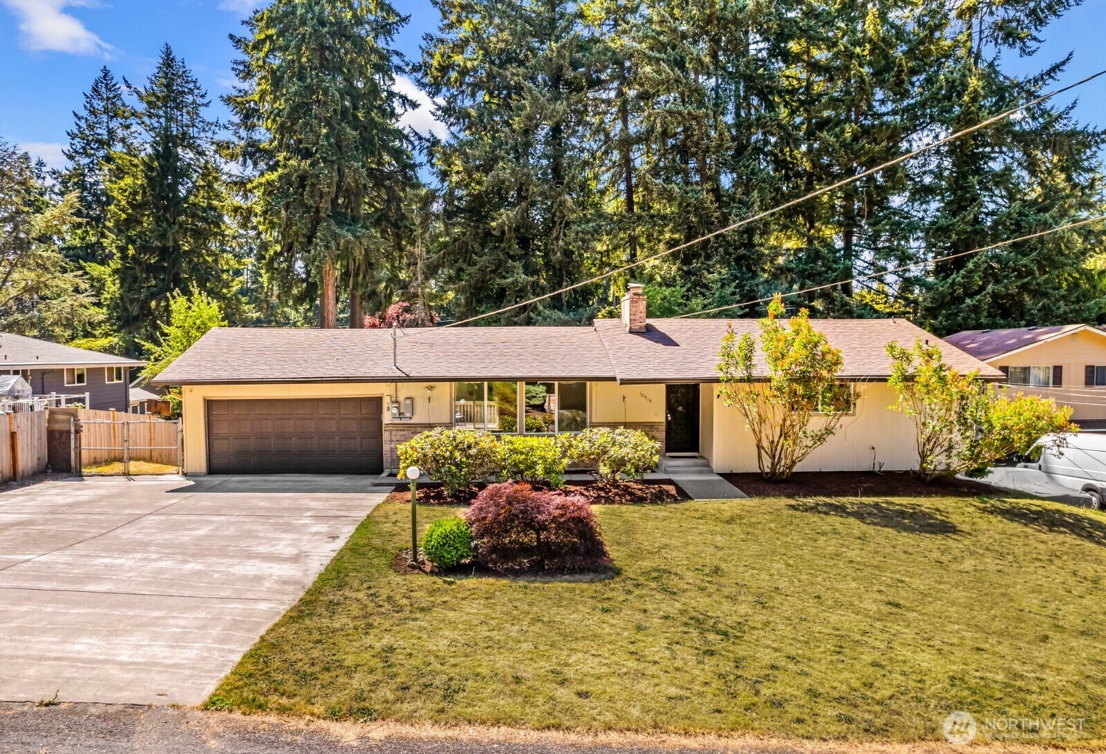 Property Photo: 10914 93rd Avenue SW WA 98498