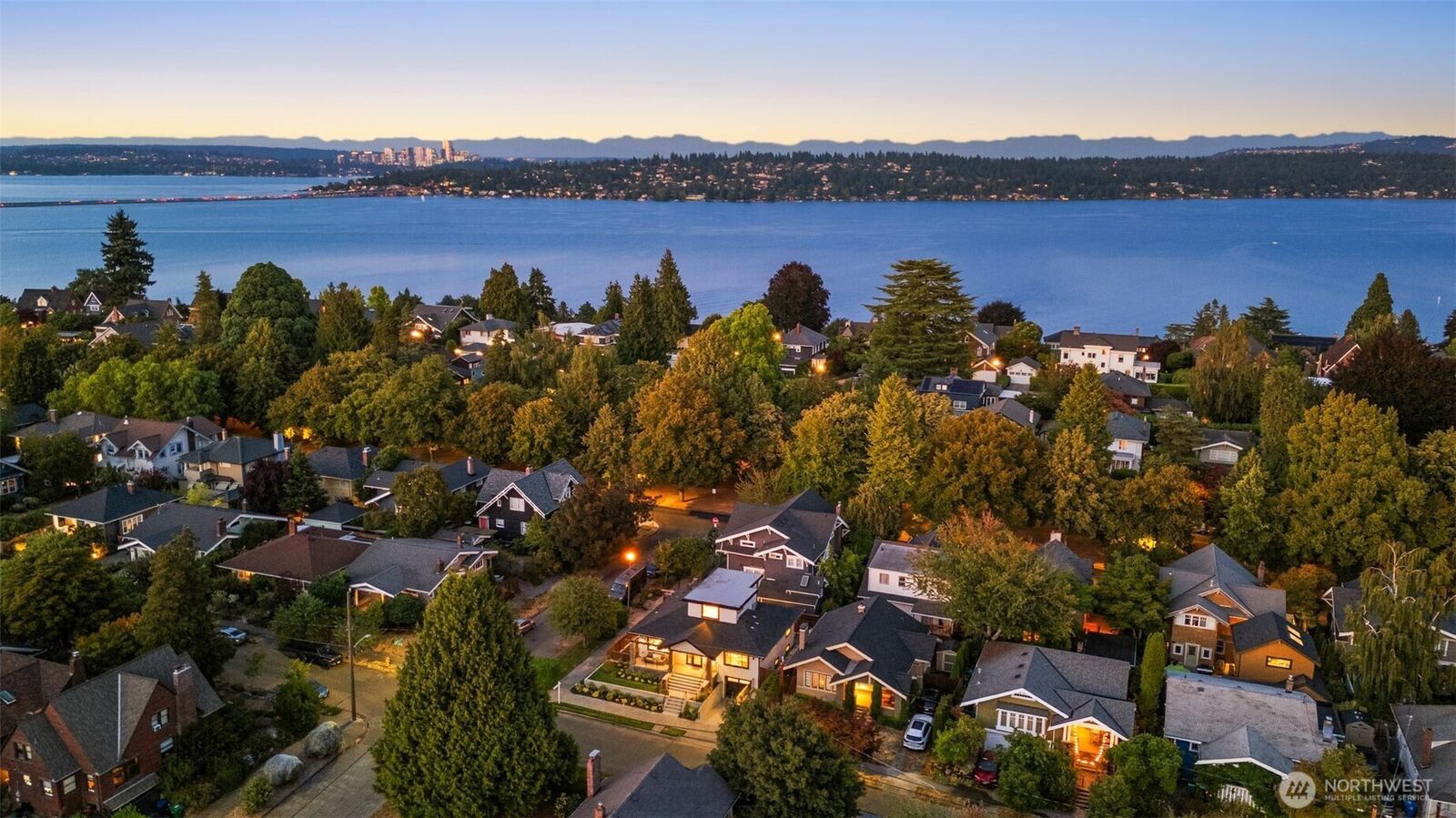 Property Photo:  3304  37th Avenue S  WA 98144 