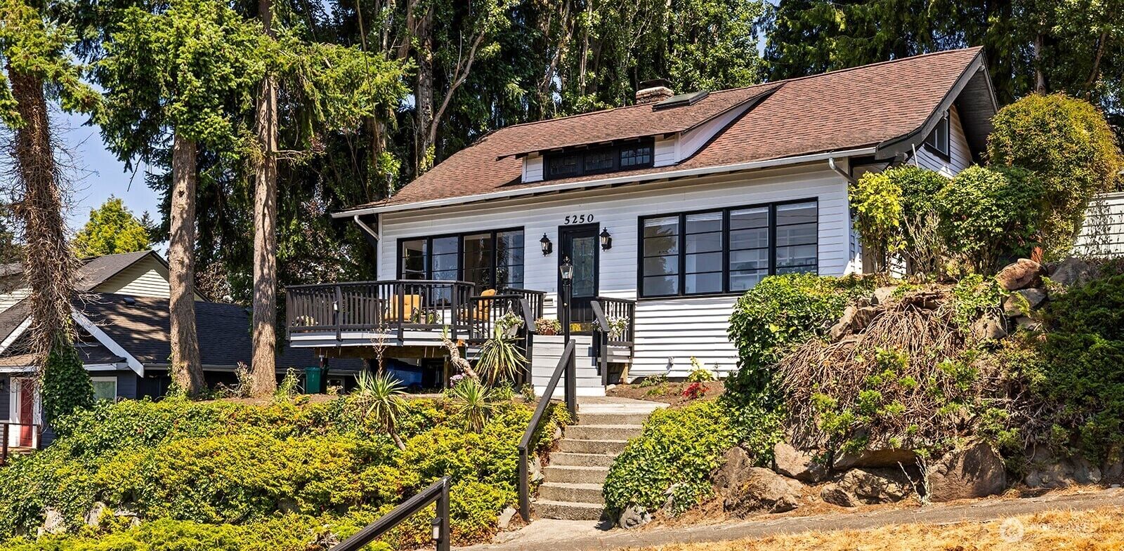 Property Photo:  5250  46th Avenue SW  WA 98136 