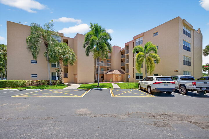 9480 Tangerine Place 202  Davie FL 33324 photo