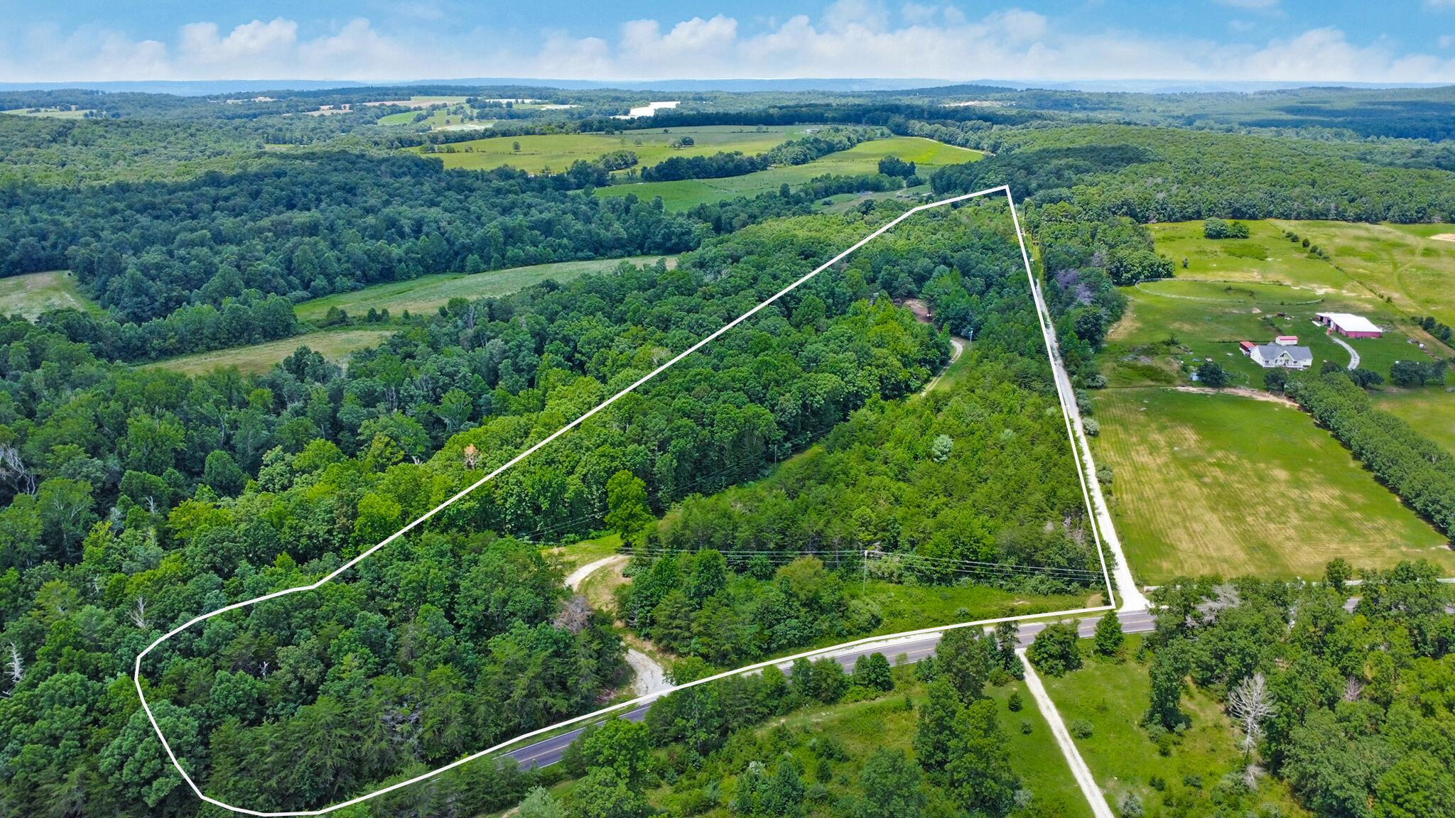 Property Photo: 3673 Summer City Road TN 37367