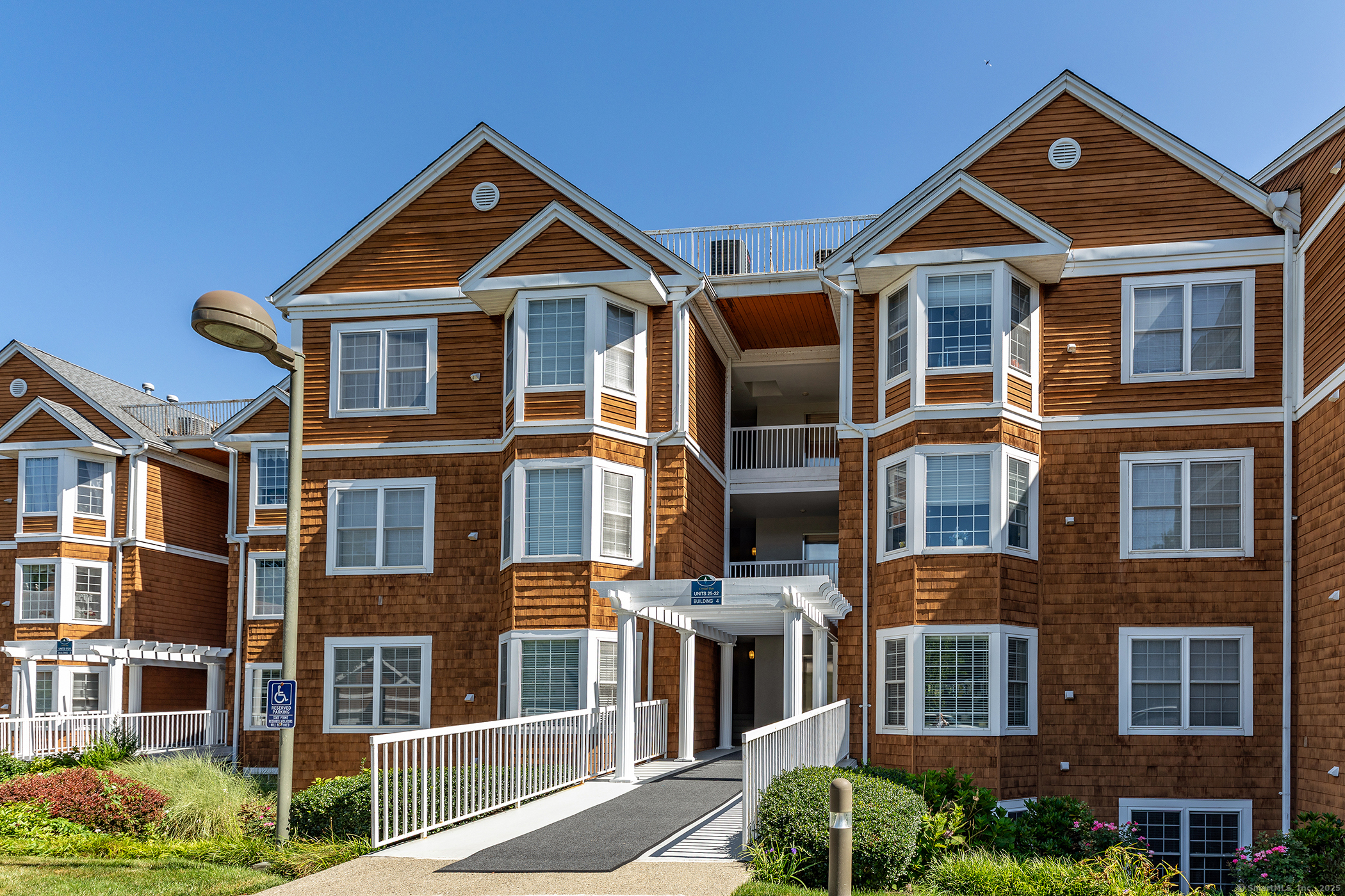 Property Photo:  10 Hayestown Road 4-27  CT 06811 