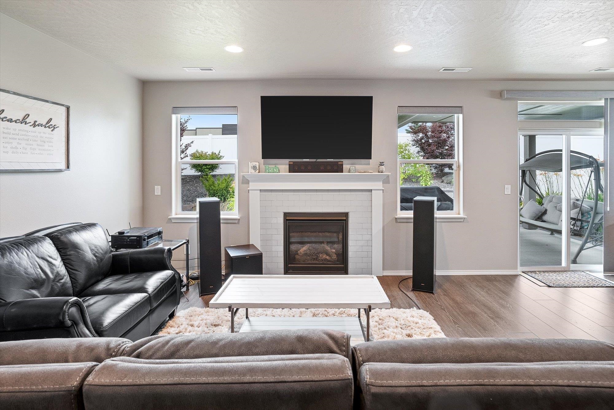 Property Photo: 8515 W Pirates Ct WA 99224