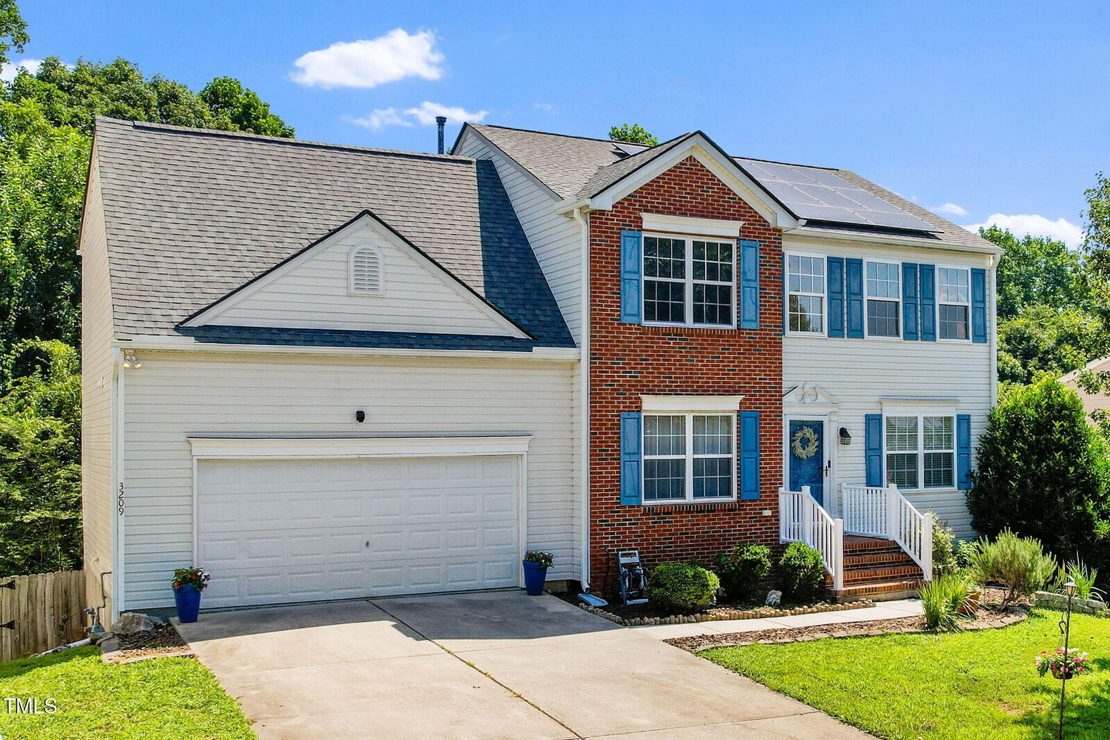 Property Photo:  3209 Marshlane Way  NC 27610 