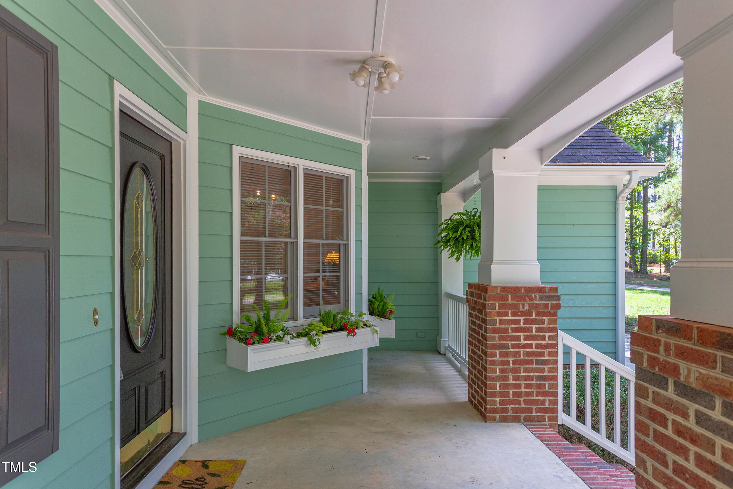 Property Photo:  617 Moon Shadow Court  NC 27526 