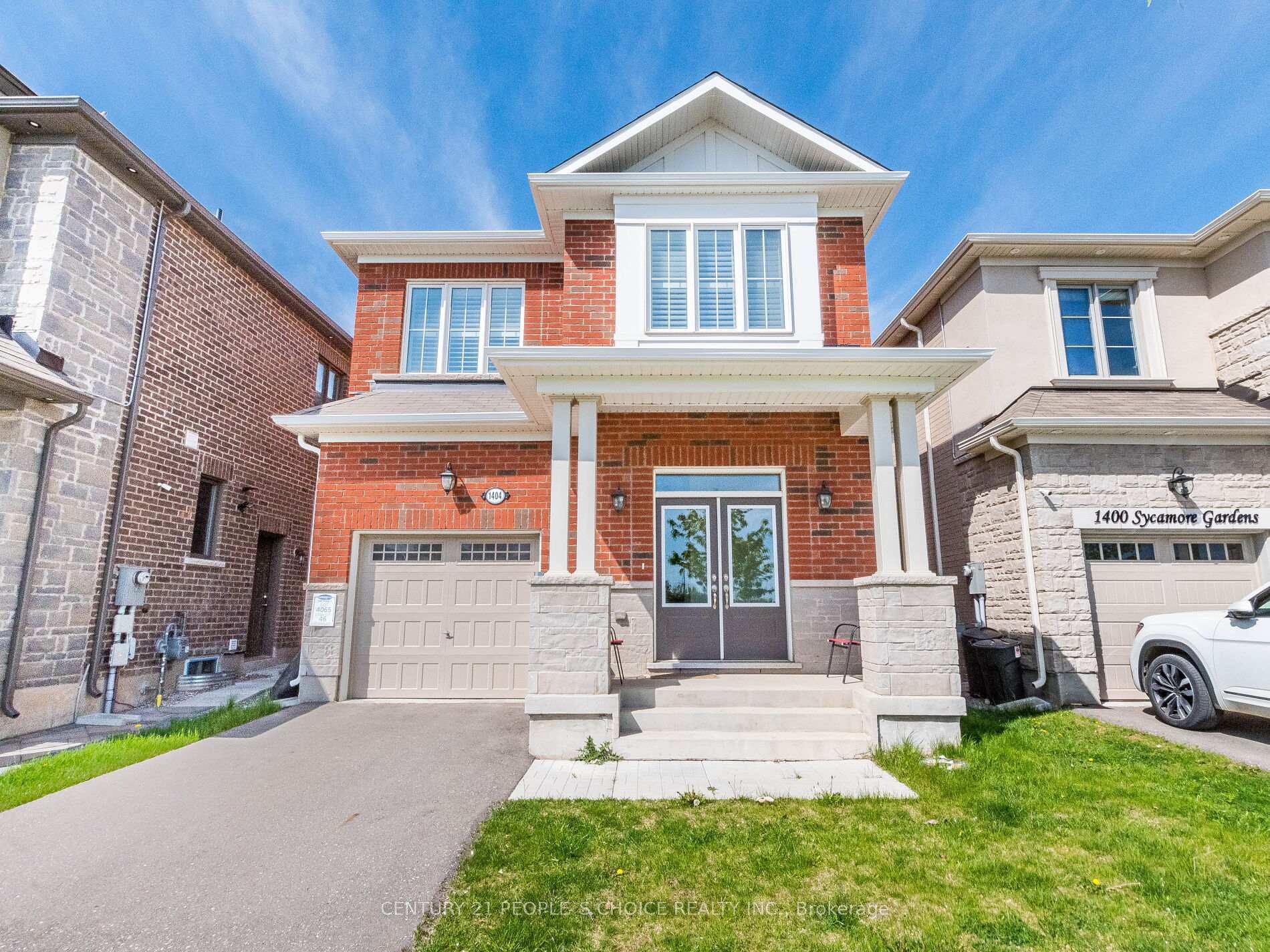 Property Photo: 1404 Sycamore Gardens ON L9T 1R3