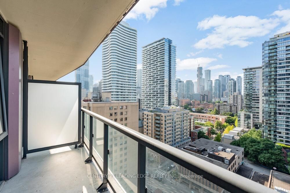 Property Photo:  308 Jarvis Street 1608  ON M5B 0E3 