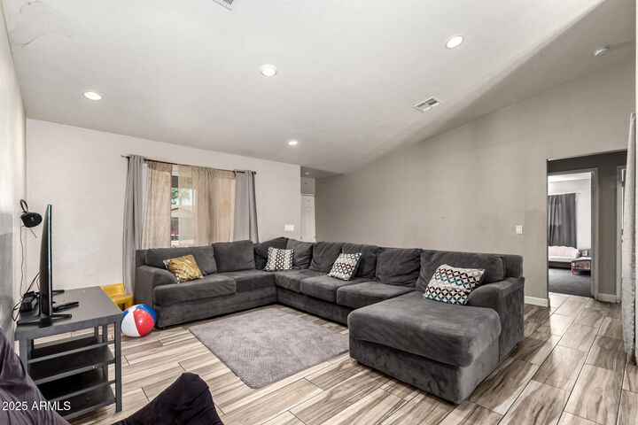 Property Photo:  3340 W Ironwood Drive  AZ 85051 