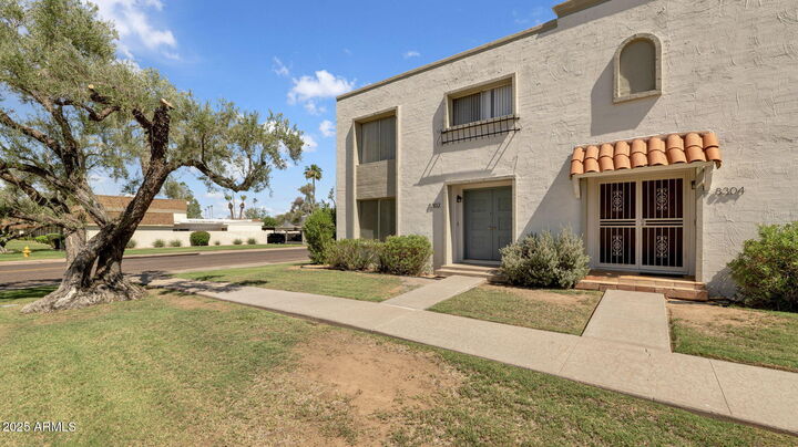 Property Photo:  8302 E Chaparral Road  AZ 85250 