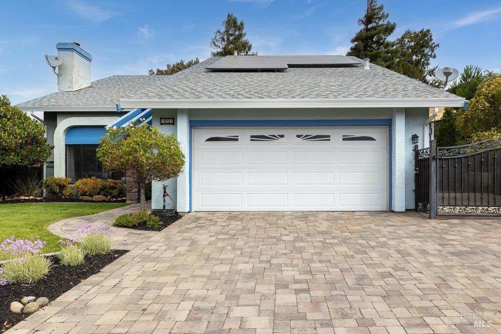 Property Photo: 813 Campas Court CA 94510