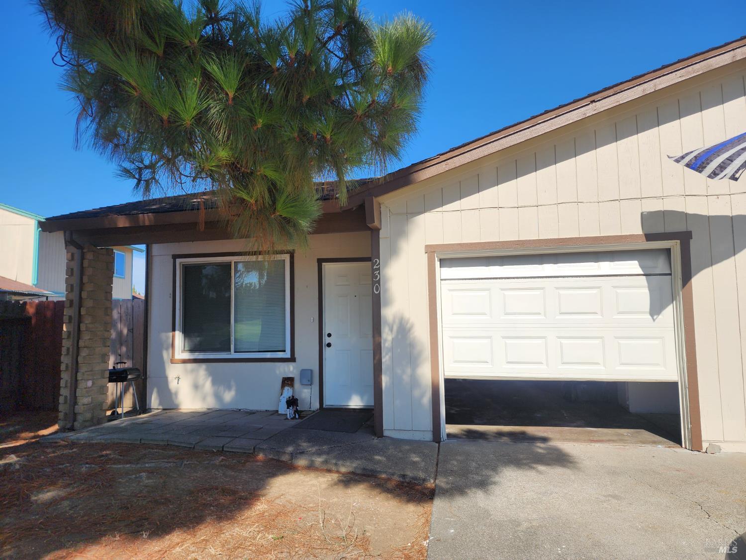 Property Photo: 230 Bel Air Drive CA 95687