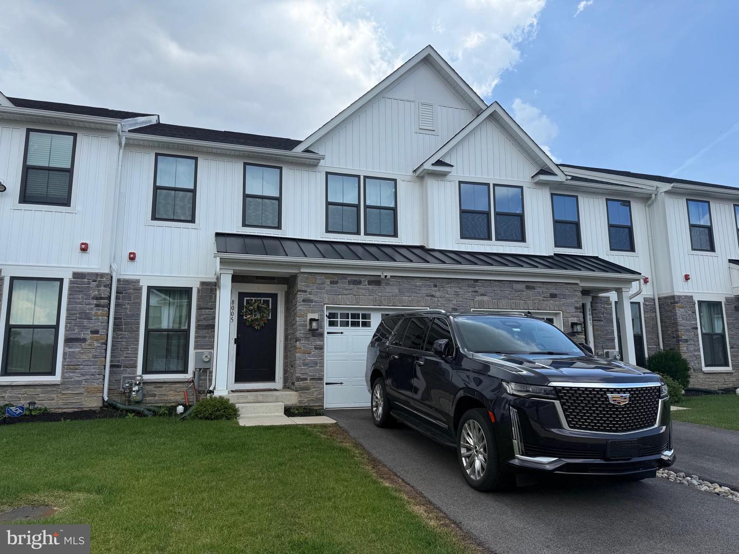 8005 Milltown Circle  Cheltenham PA 19012 photo
