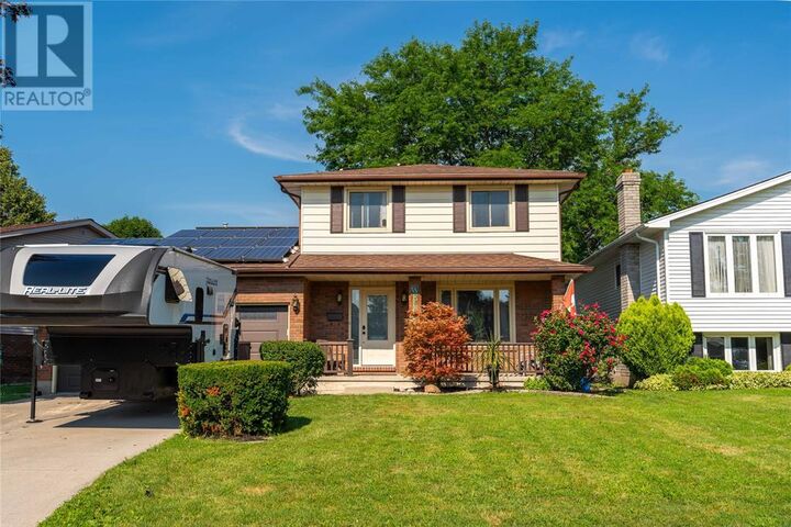 Property Photo: 607 Bristol Street ON N7S 5S7