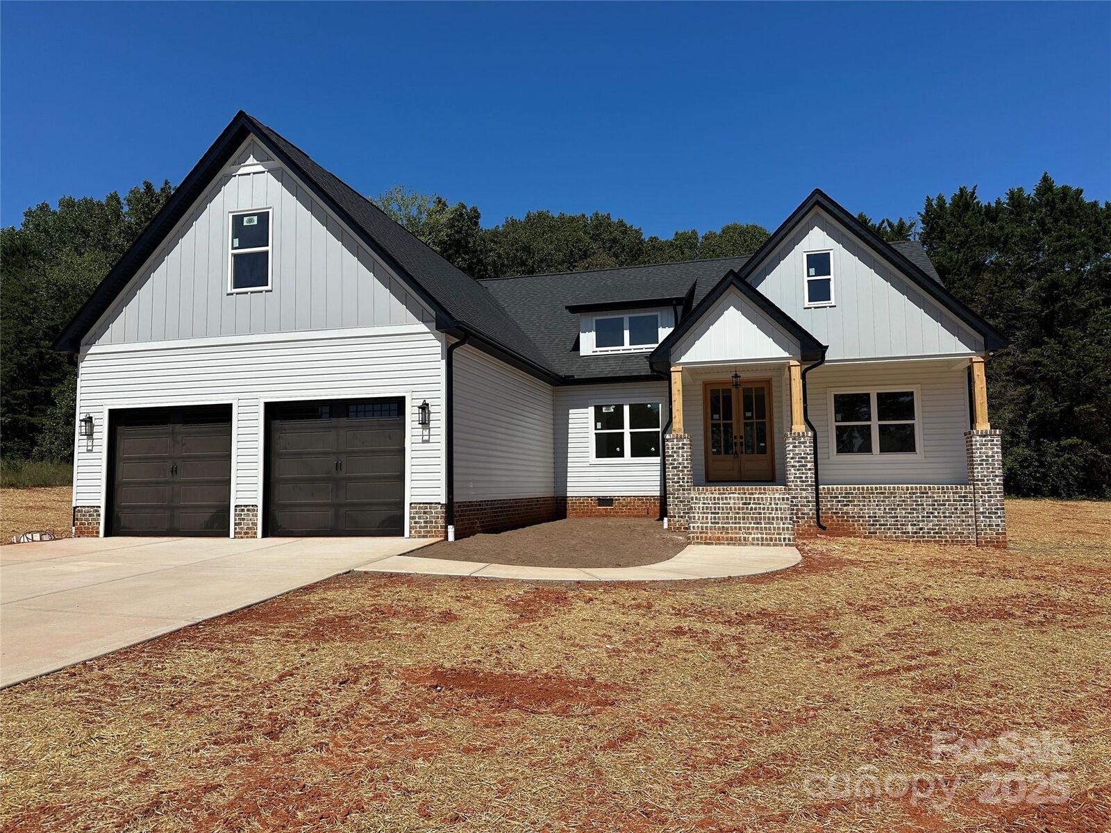 Property Photo:  2988 Quail Drive  NC 28658 