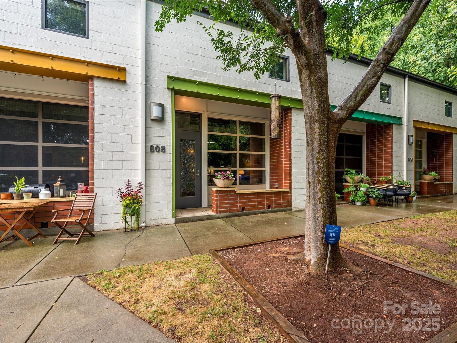 Property Photo: 808 Academy Street NC 28205