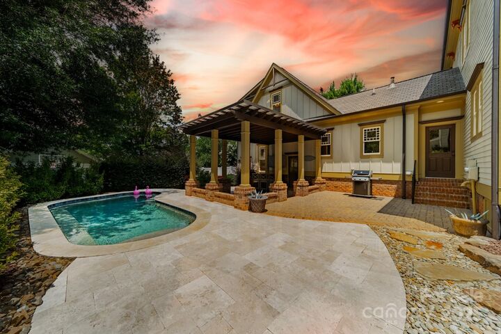 Property Photo:  406 Bullfinch Bend  SC 29708 