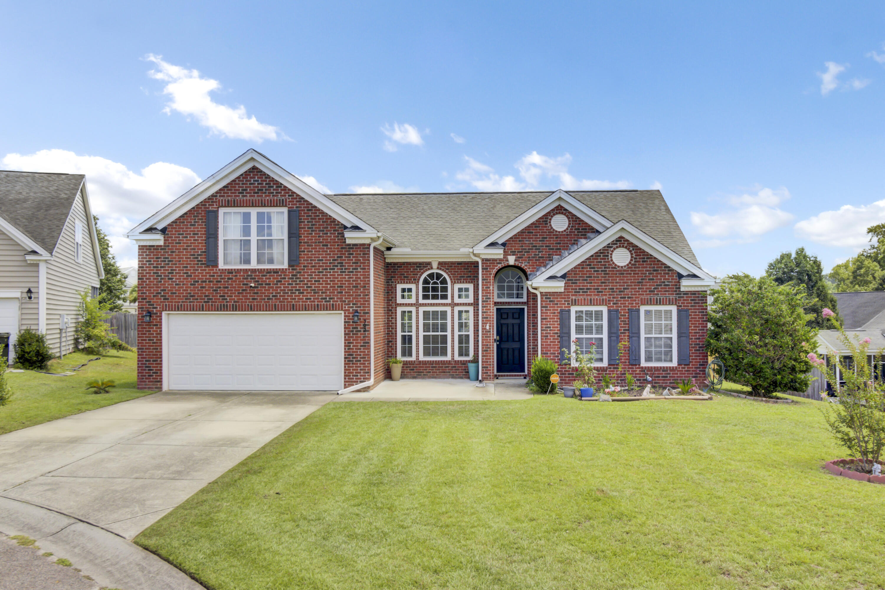 Property Photo:  302 Owl Watch Way  SC 29461 