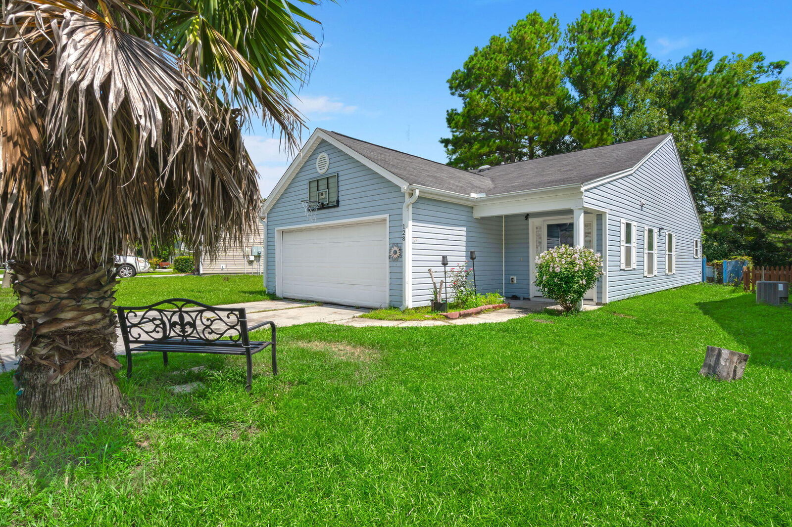 Property Photo: 128 Coosawatchie Street SC 29485