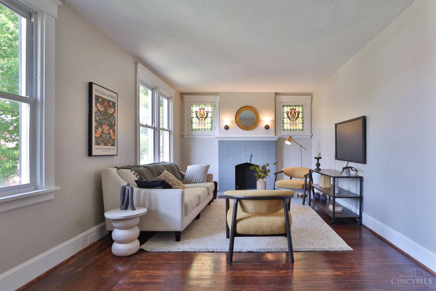 Property Photo:  2915 Fischer Place  OH 45211 