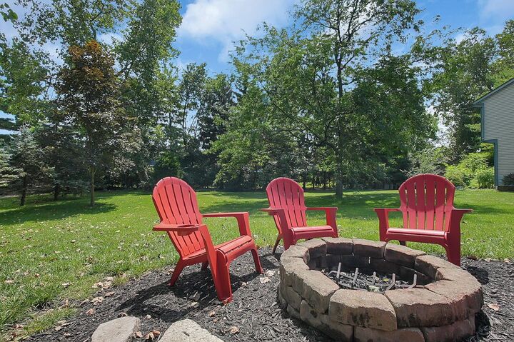 Property Photo: 920 Peppercorn Place OH 43230