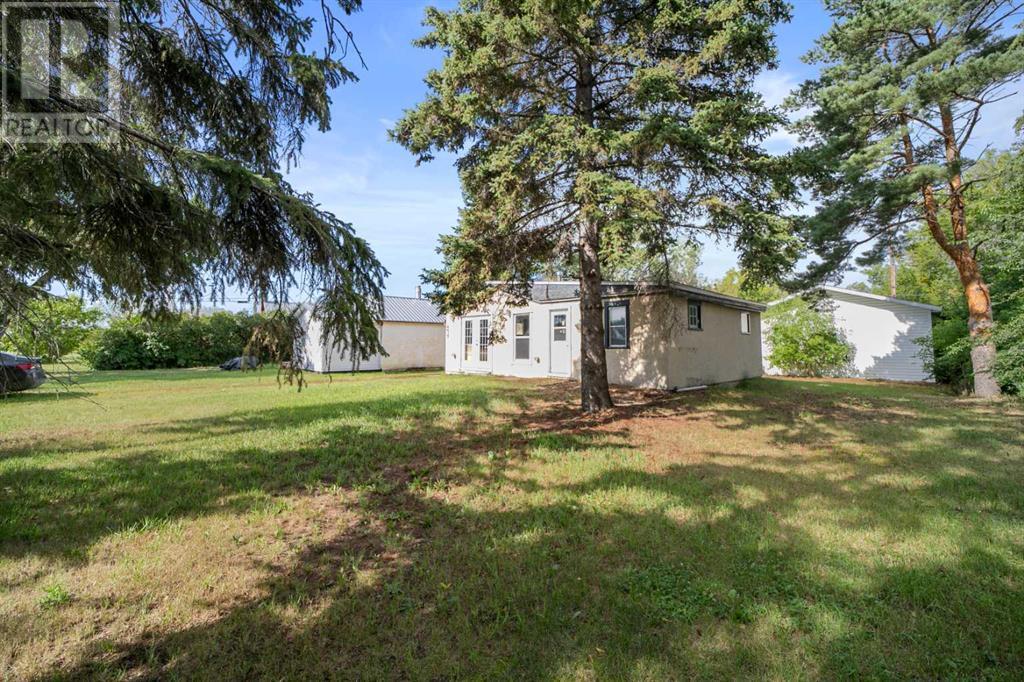 Property Photo:  4817 49 Street  AB T0B 4C0 