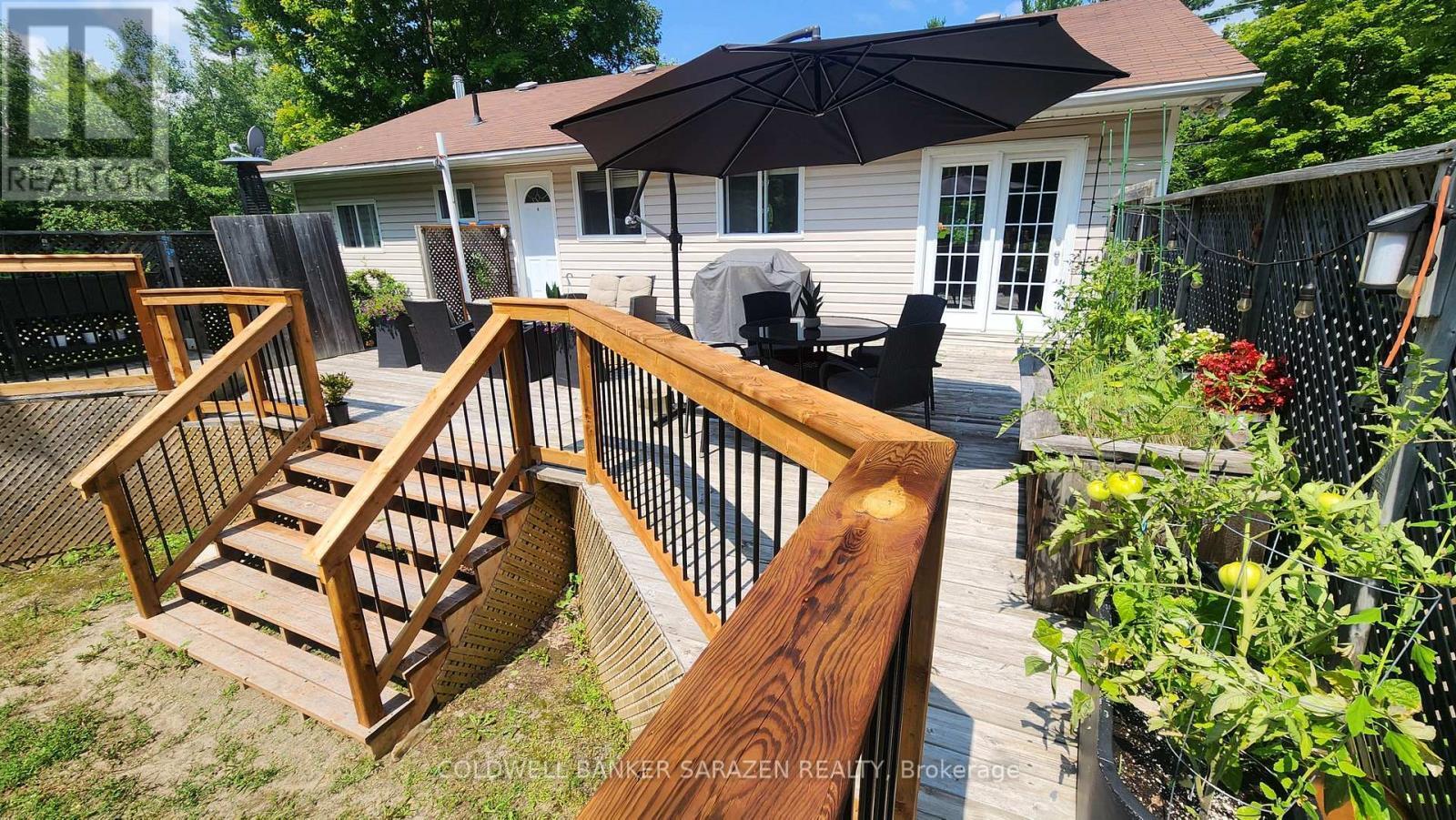 Property Photo:  875 Usborne Street  ON K0A 1G0 