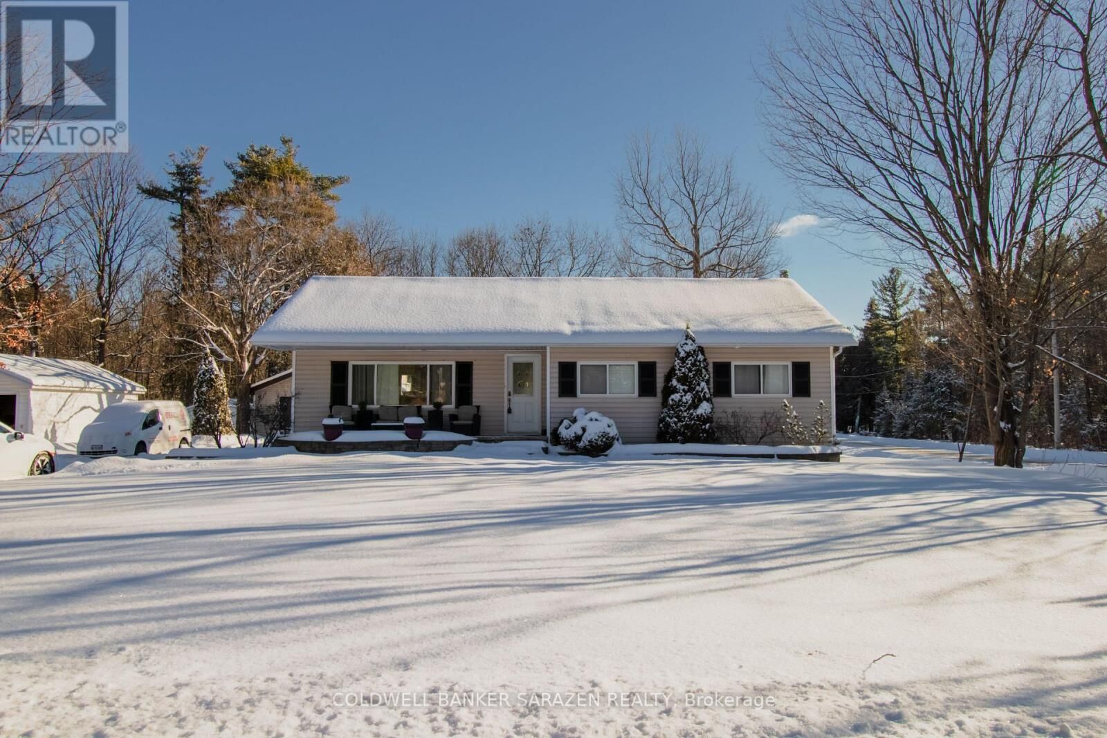 Property Photo: 875 Usborne Street ON K0A 1G0