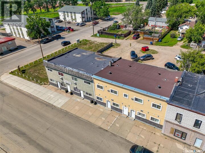 Photo de la propriété:  412-418 Athabasca Street E  SK S6H 0L8 