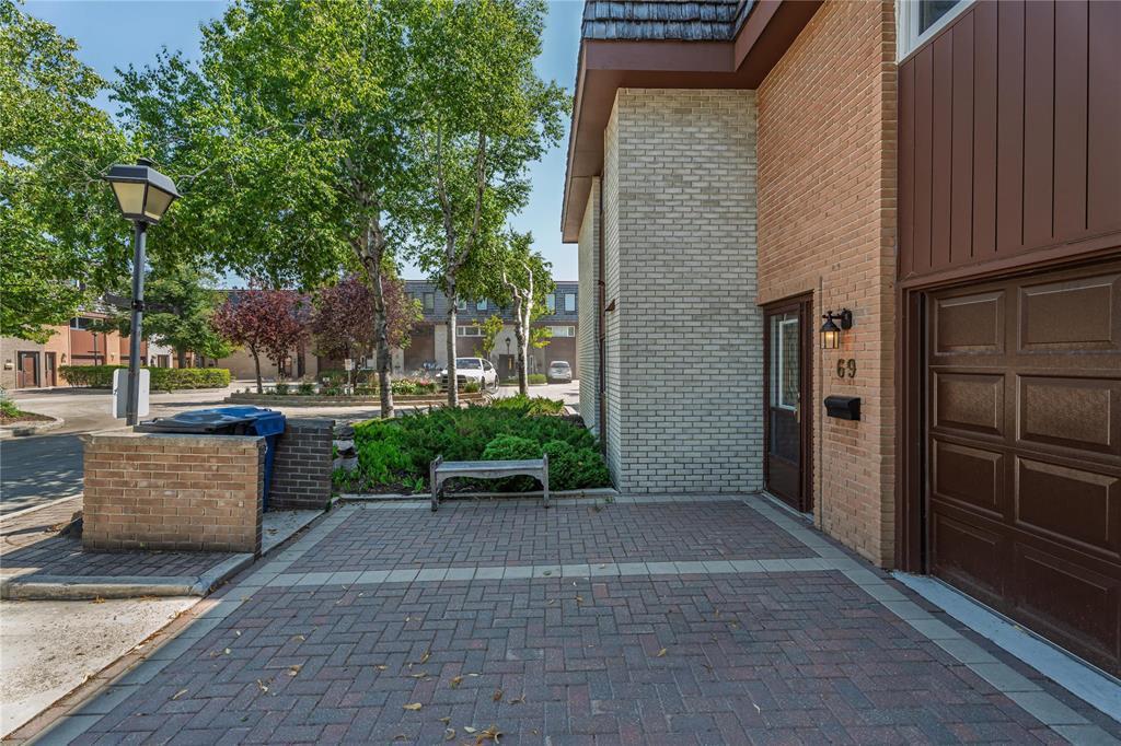 Property Photo:  381 Westwood Drive  MB R3J 1H3 