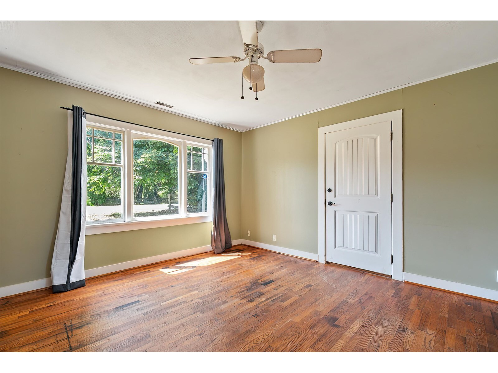 Property Photo:  44361 South Sumas Road  BC V2R 4B7 