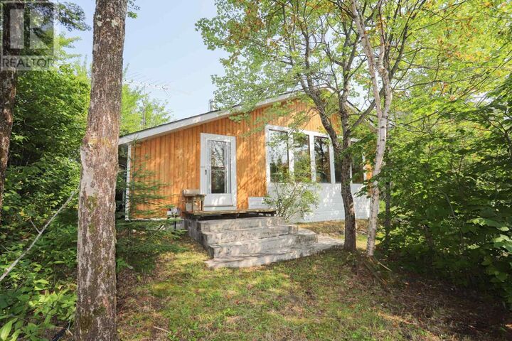 Photo de la propriété: 305 Copper Bay Rd ON P0R 1C0