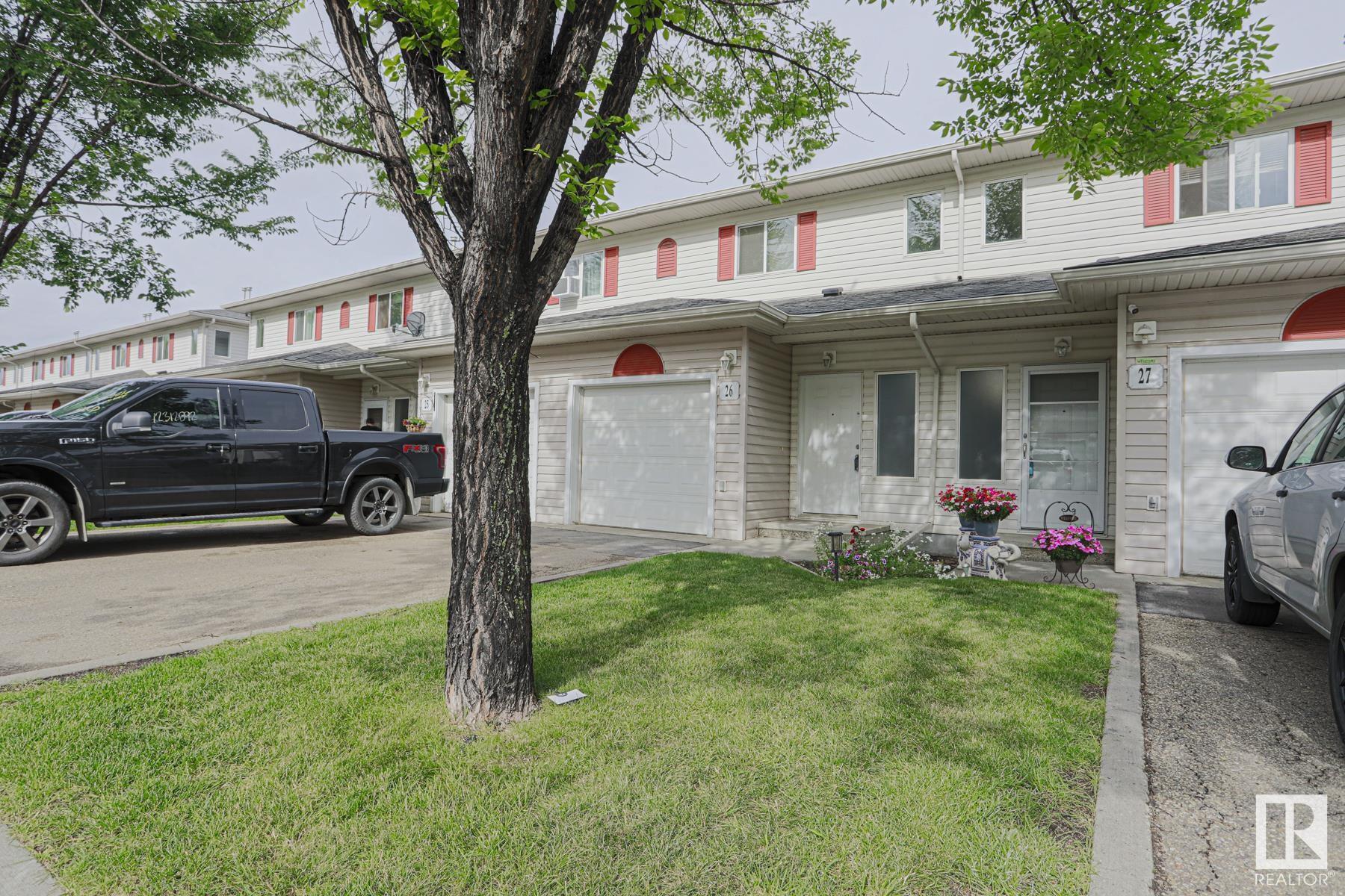 Property Photo: 451 Hyndman Crescent NW 26 AB T5A 5J3