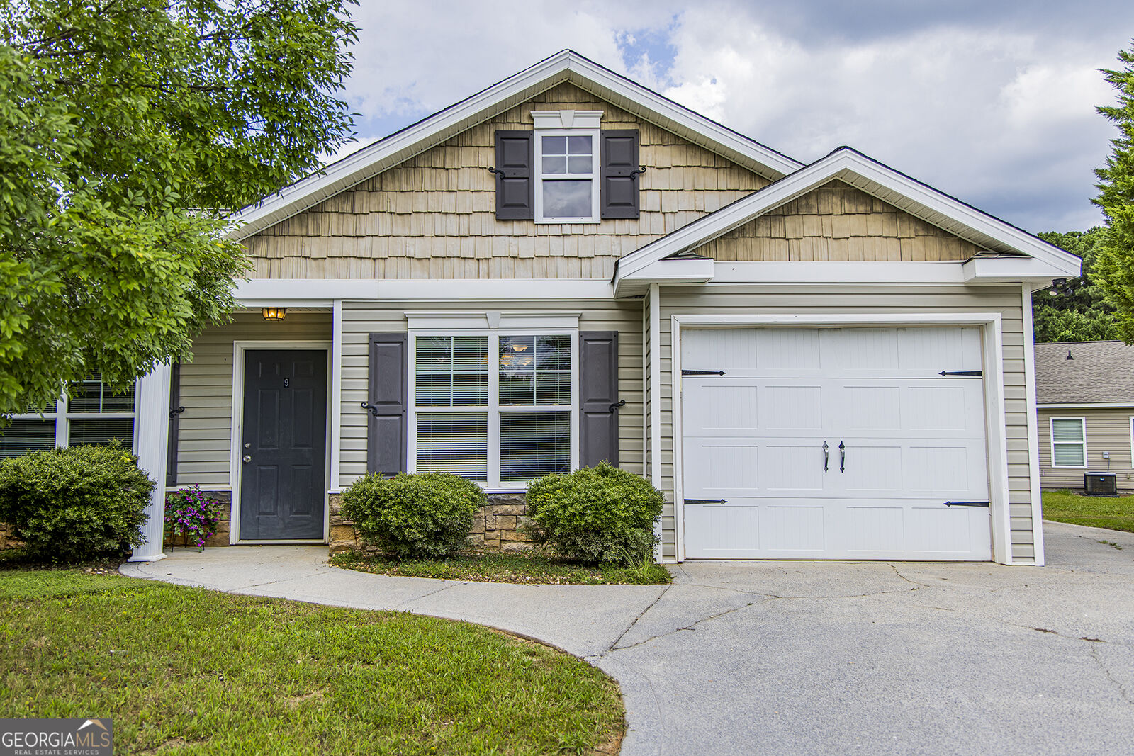 Property Photo: 9 Prescott Lane NW GA 30165
