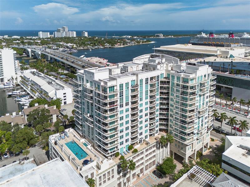 Property Photo: 1819 SE 17th St 1107 FL 33316