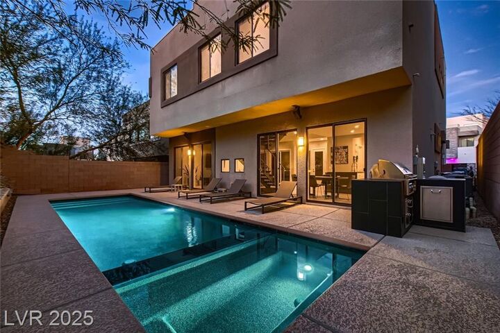 Property Photo:  221 Errogie Street Street  NV 89012 