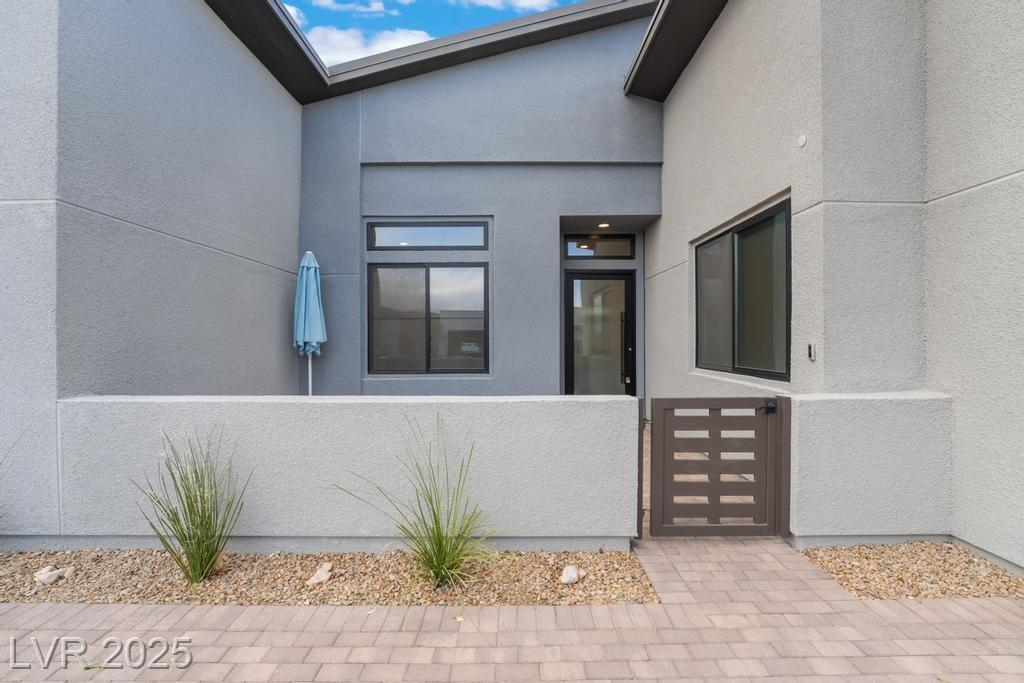 Property Photo: 477 Highview Ridge Avenue NV 89138
