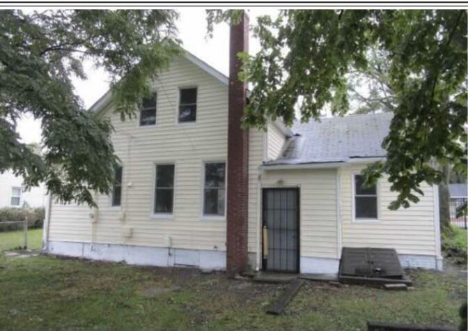 Property Photo: 706 E 11th Street IN 46360