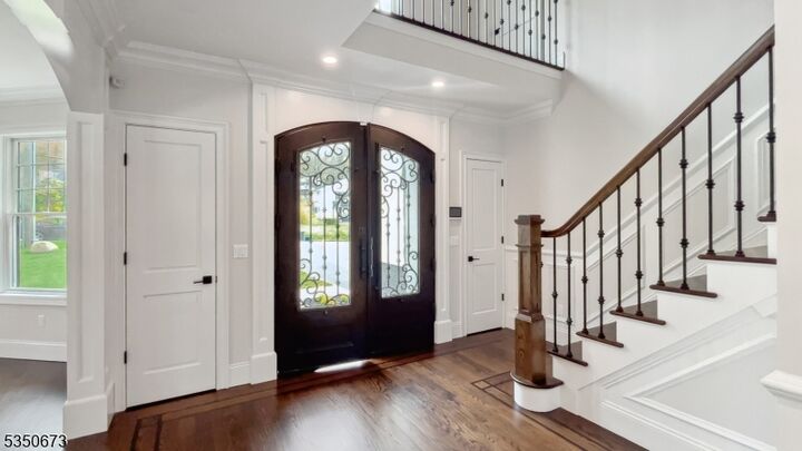 Property Photo:  10 Kathleen Ct  NJ 07470 