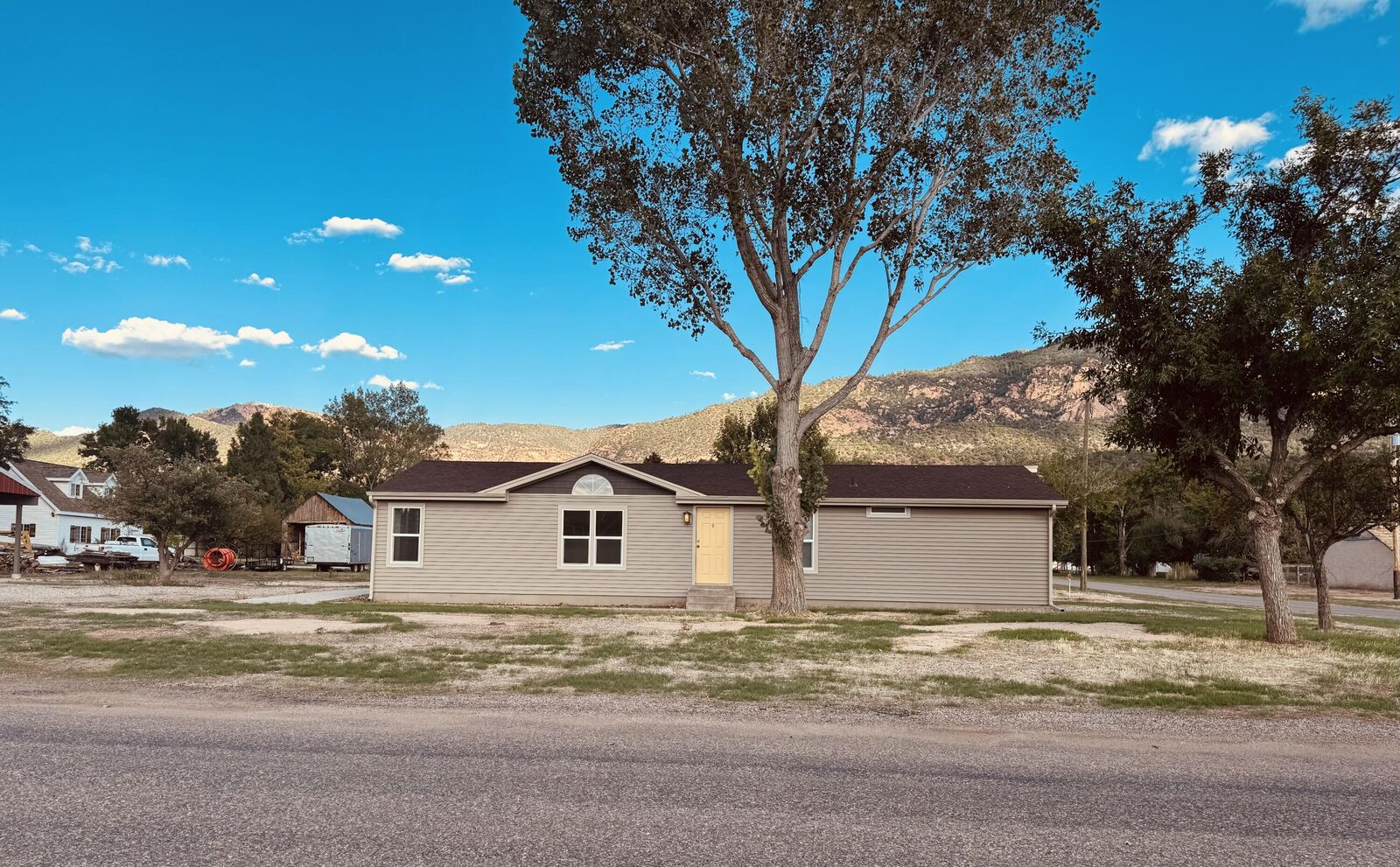 Property Photo:  184 W Center St  UT 84742 