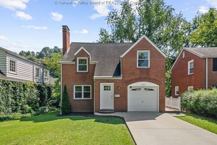 Property Photo:  2111 Kanawha Avenue SE  WV 25304 