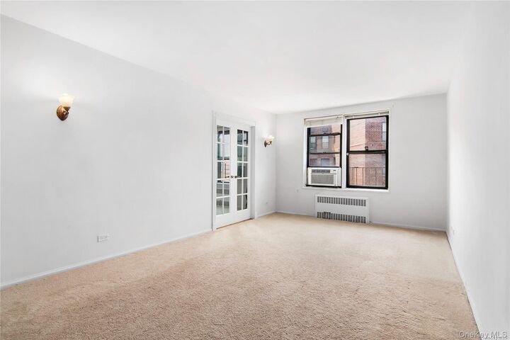 Property Photo:  83-75 Woodhaven Boulevard 5S  NY 11421 