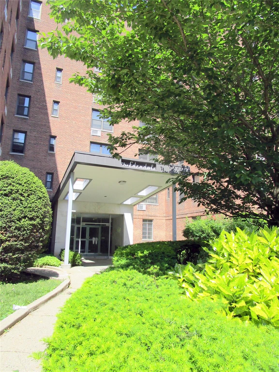 Property Photo: 123 Valentine Lane 3B NY 10705