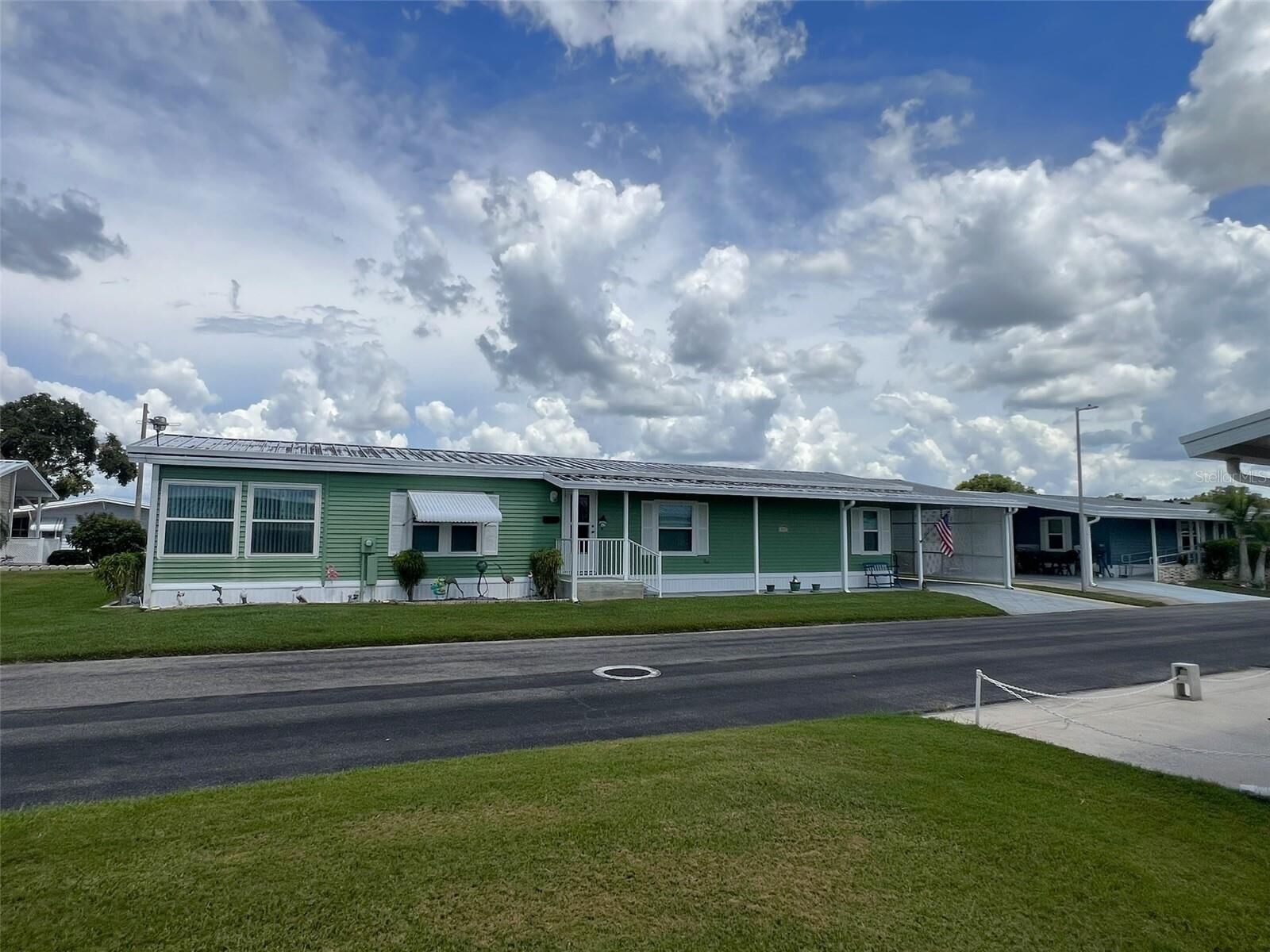 Property Photo: 2055 S Floral Avenue 265 FL 33830
